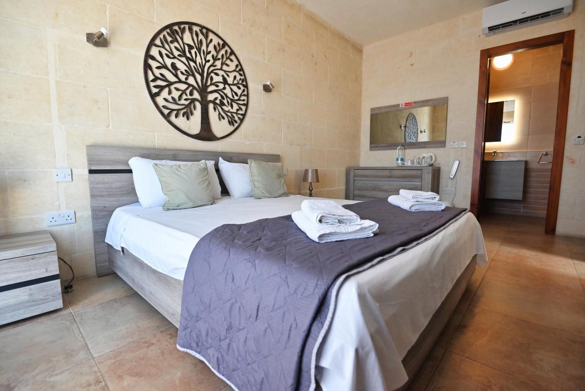 The Cloisters Bed And Breakfast Шаара Екстер'єр фото